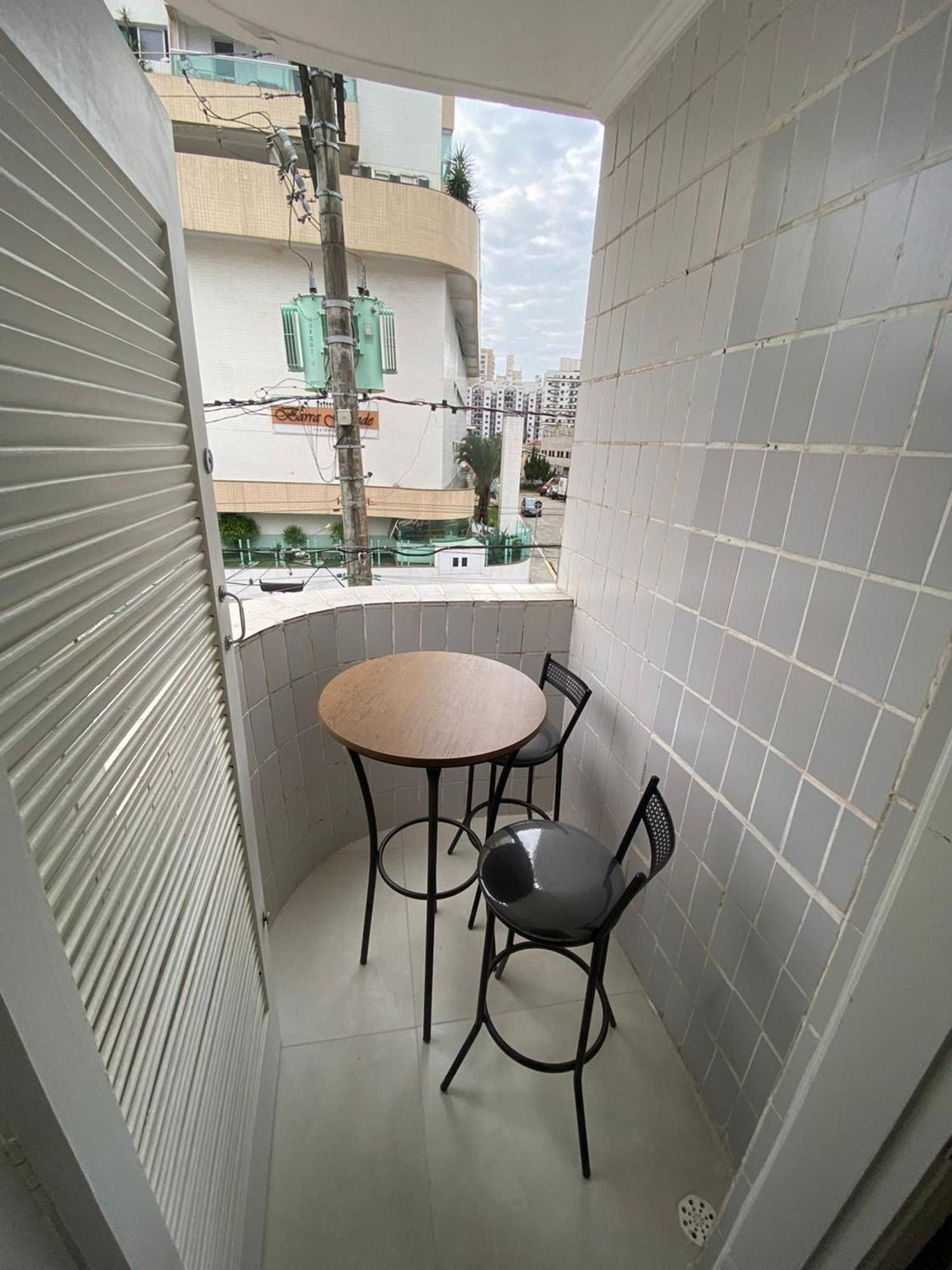 Canto Forte- Suite C/Varanda - Ate 5 Hospedes- Garagem - Wi Fi E 200 Metros Da Praia, 50 Metros Da Av Gastronomica Da Pg Praia Grande (Santos) Exterior foto